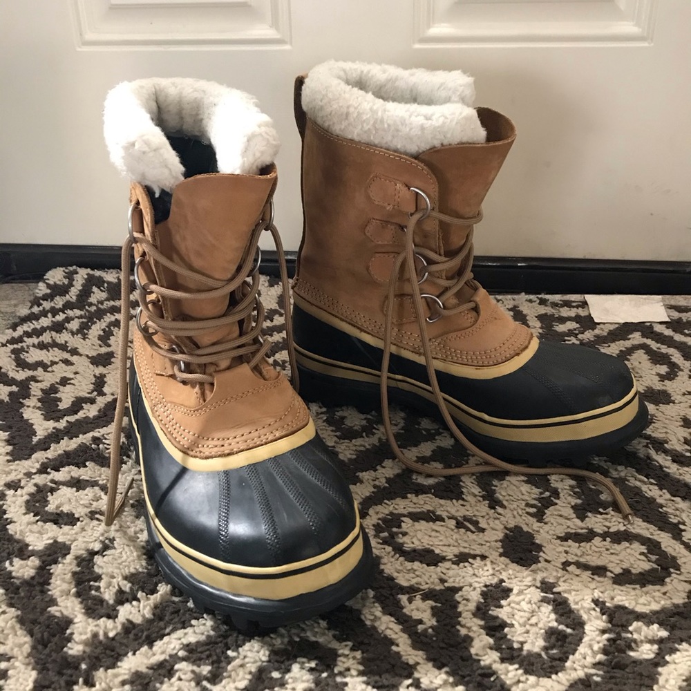 Sorel caribou snow boots